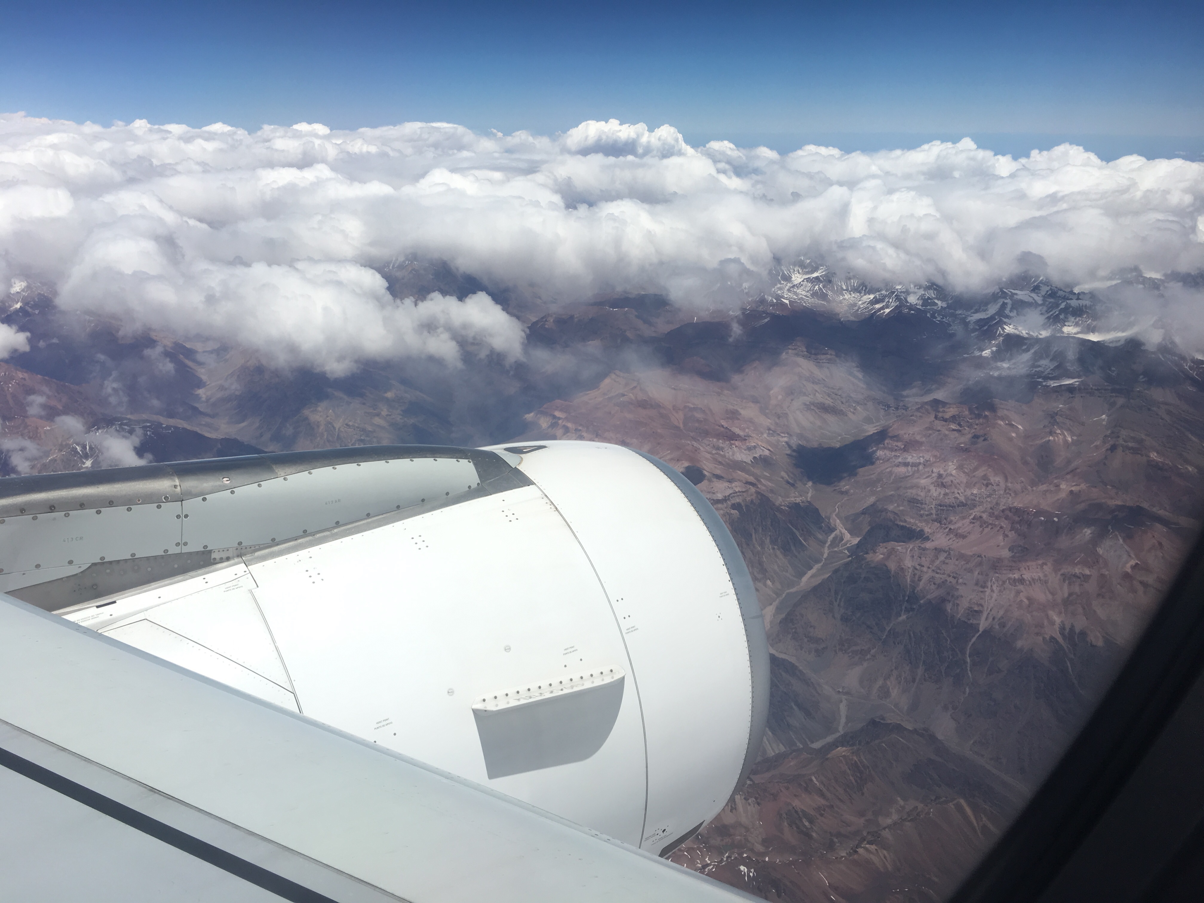 Foto von den chilenischen Anden aus dem Flugzeug aufgenommen 